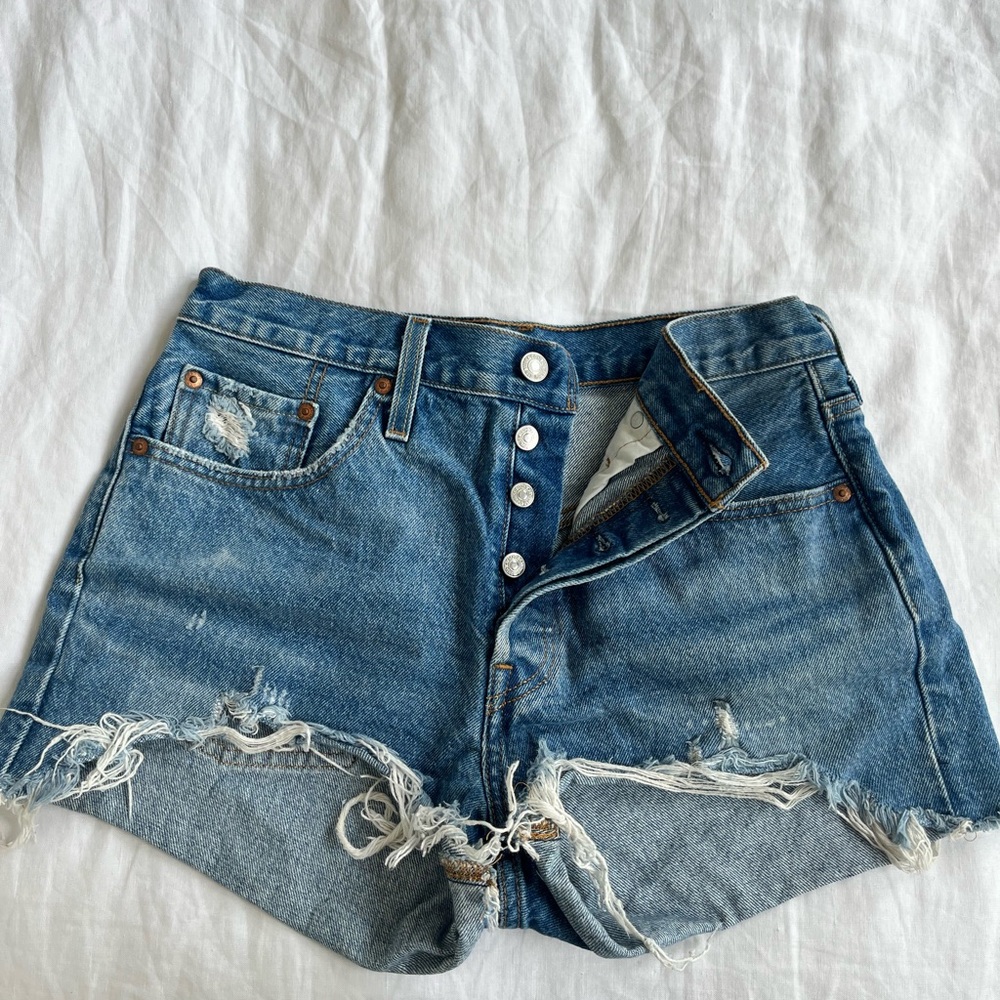 Levi 501 Jean Shorts